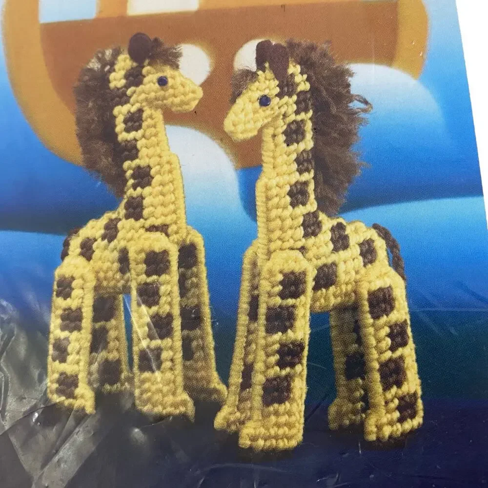 Noah's Arc Giraffes Quick Count Plastic Canvas Needlepoint Kit Zoo Animal SEALED